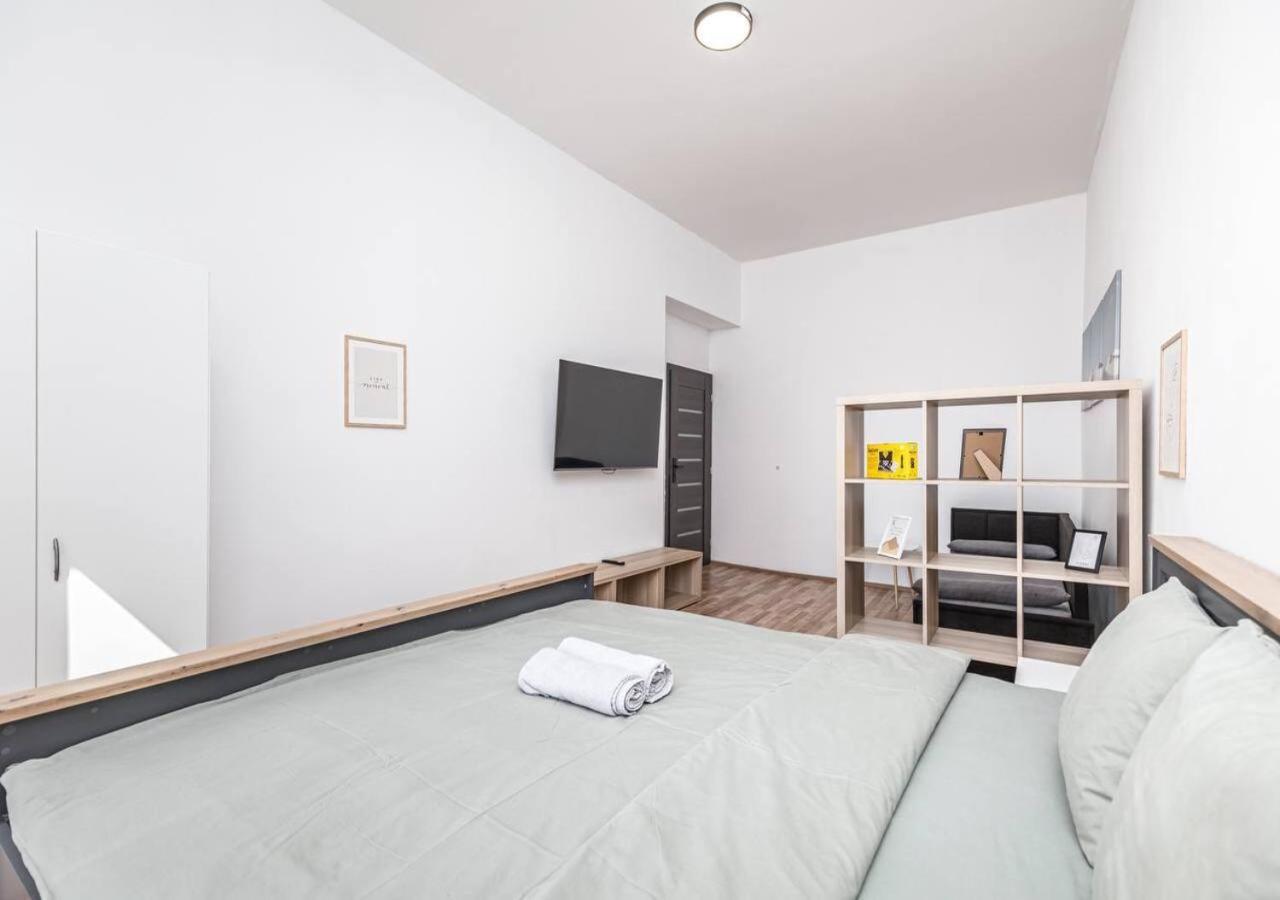 Elegance Apartments Prague Luaran gambar